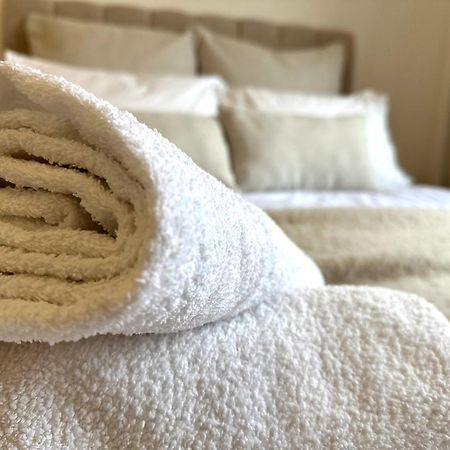 Private Room With En-Suite And Parking In Shared Flat Glasgow Ngoại thất bức ảnh